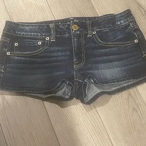 American Eagle shorts dark wash size 6